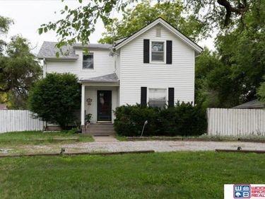 5625 Pioneers Boulevard, Lincoln, NE 68516
