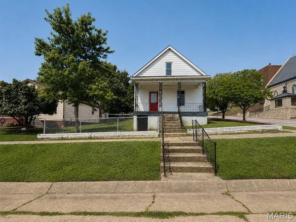 600 S 3rd Street , De Soto, MO 63020
