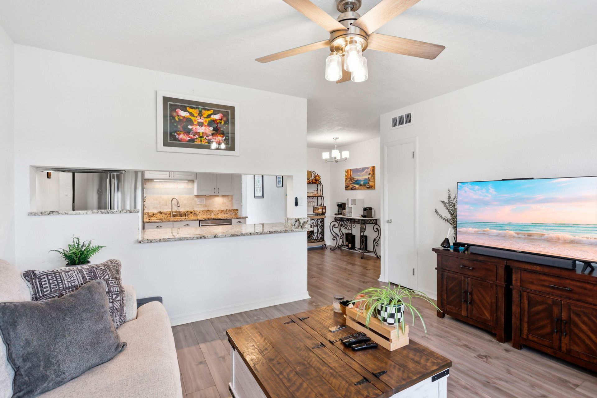 156 Granada Drive, Palm Springs, FL 33461 Photo