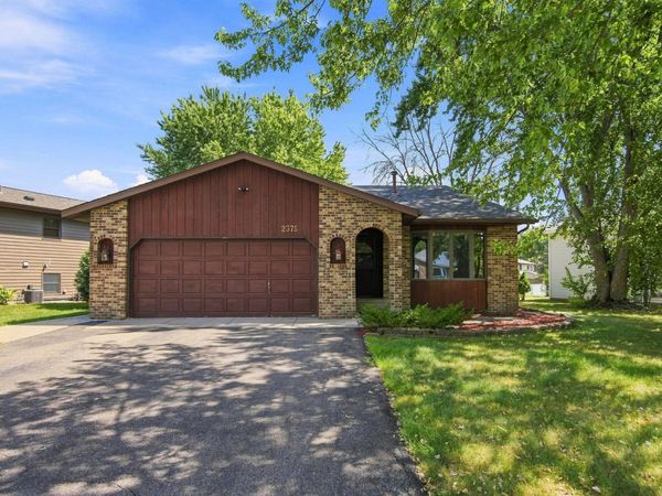 2375 Helena Road N, Oakdale, MN 55128
