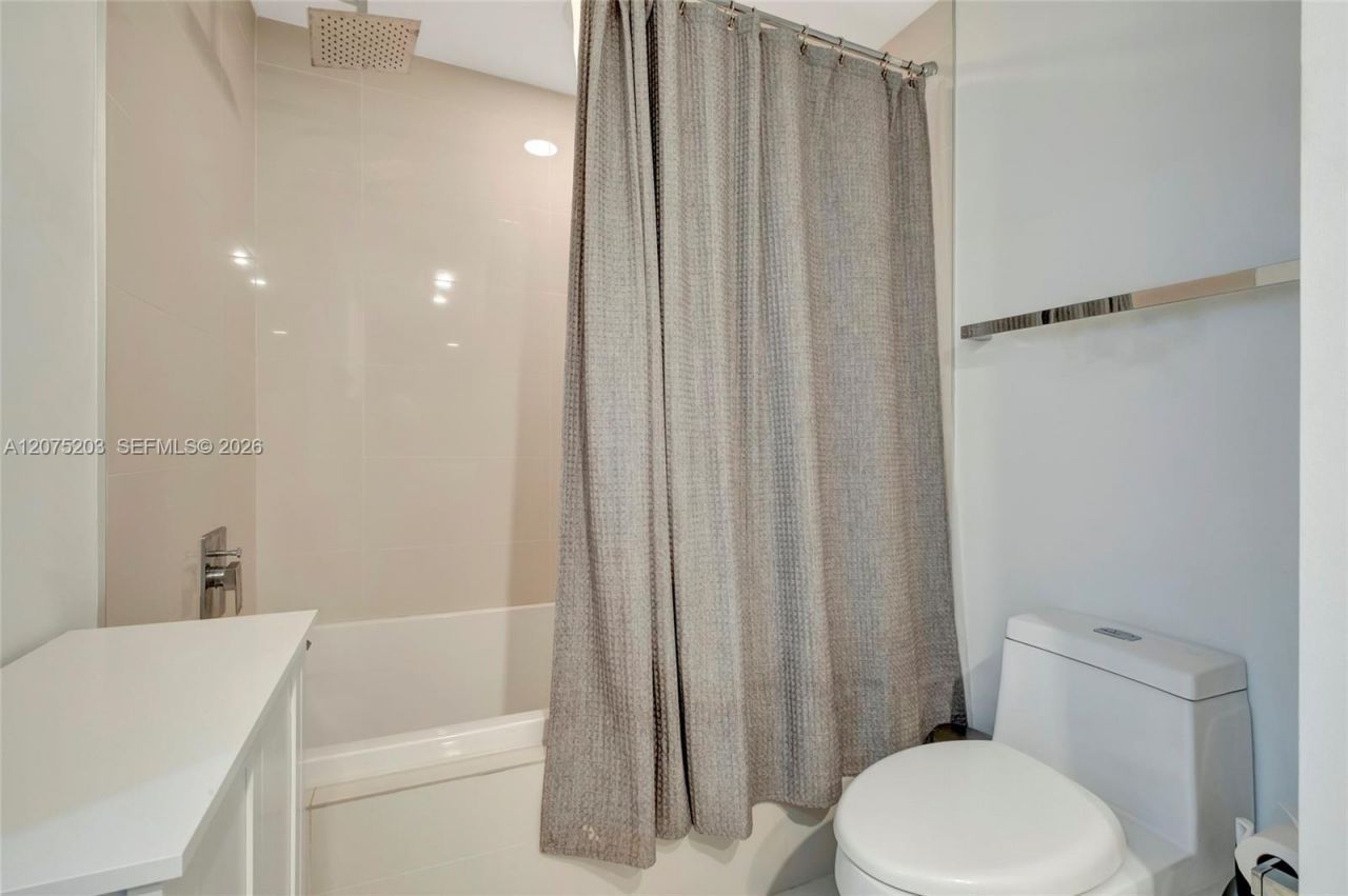 Please Call For Address, Unit 3509, Miami, FL 33130 Photo
