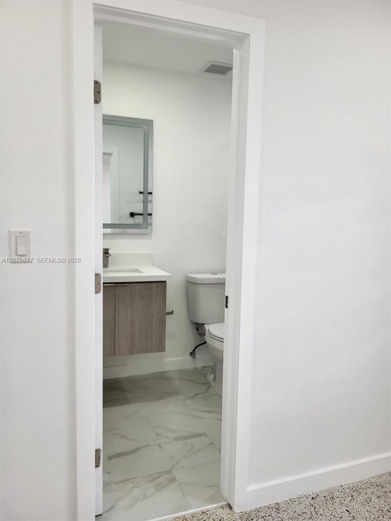 9226 SW 37th Street , Unit 9226, Miami, FL 33165 Photo