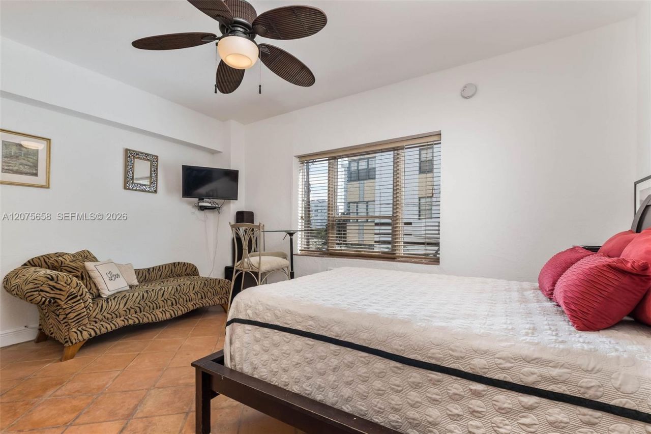 255 W 24th St , Unit 208, Miami Beach, FL 33140 Photo