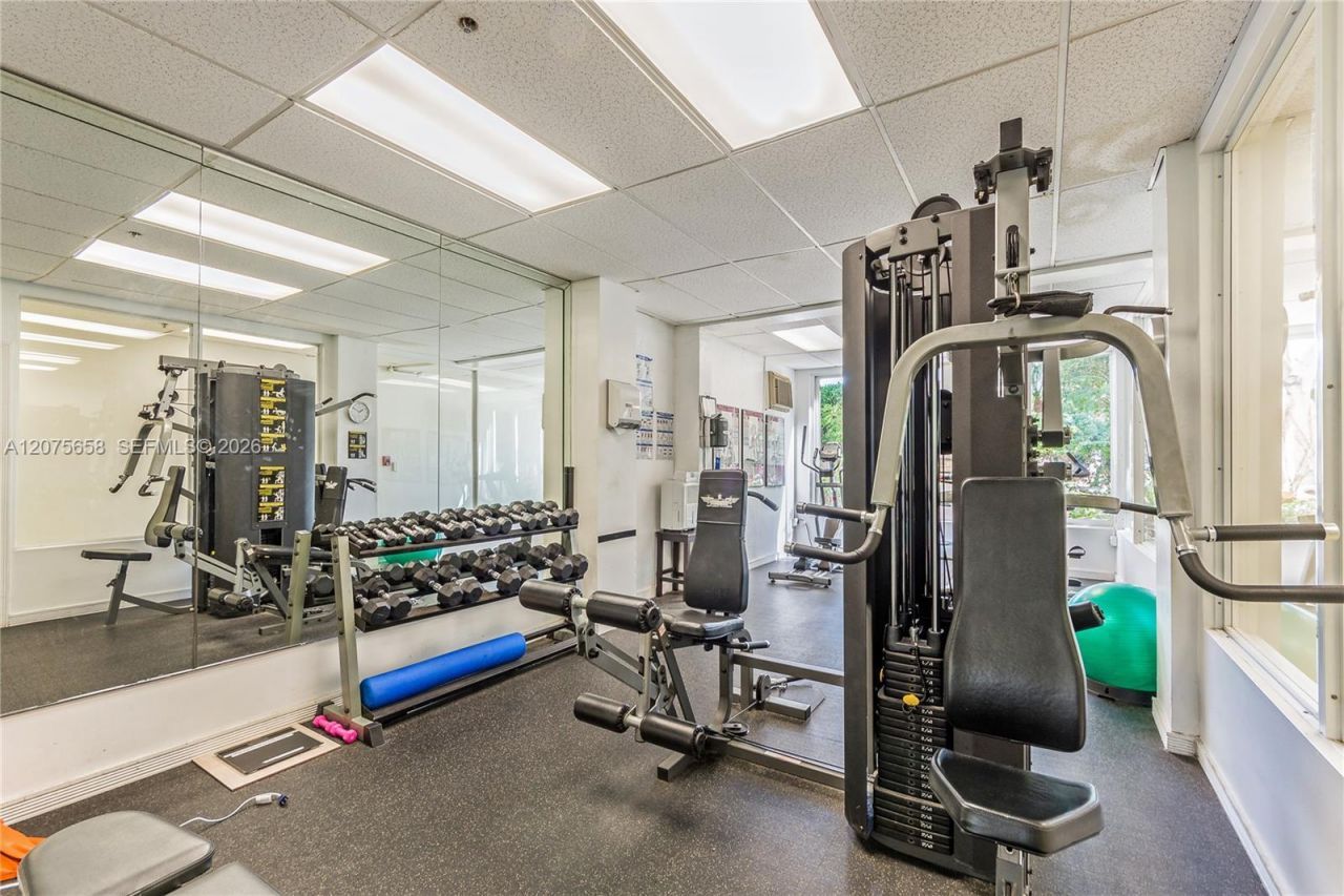 255 W 24th St , Unit 208, Miami Beach, FL 33140 Photo