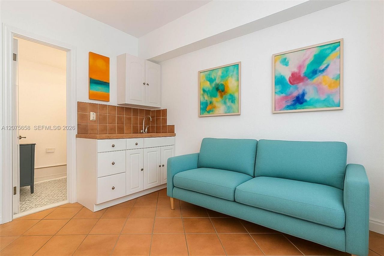 255 W 24th St , Unit 208, Miami Beach, FL 33140 Photo