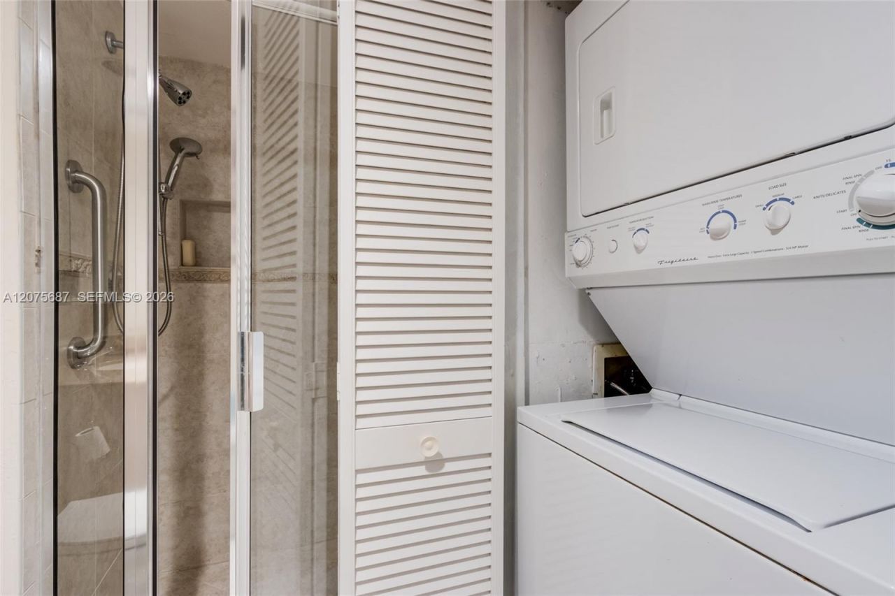 8566 Casa Del Lago , Unit H, Boca Raton, FL 33433 Photo