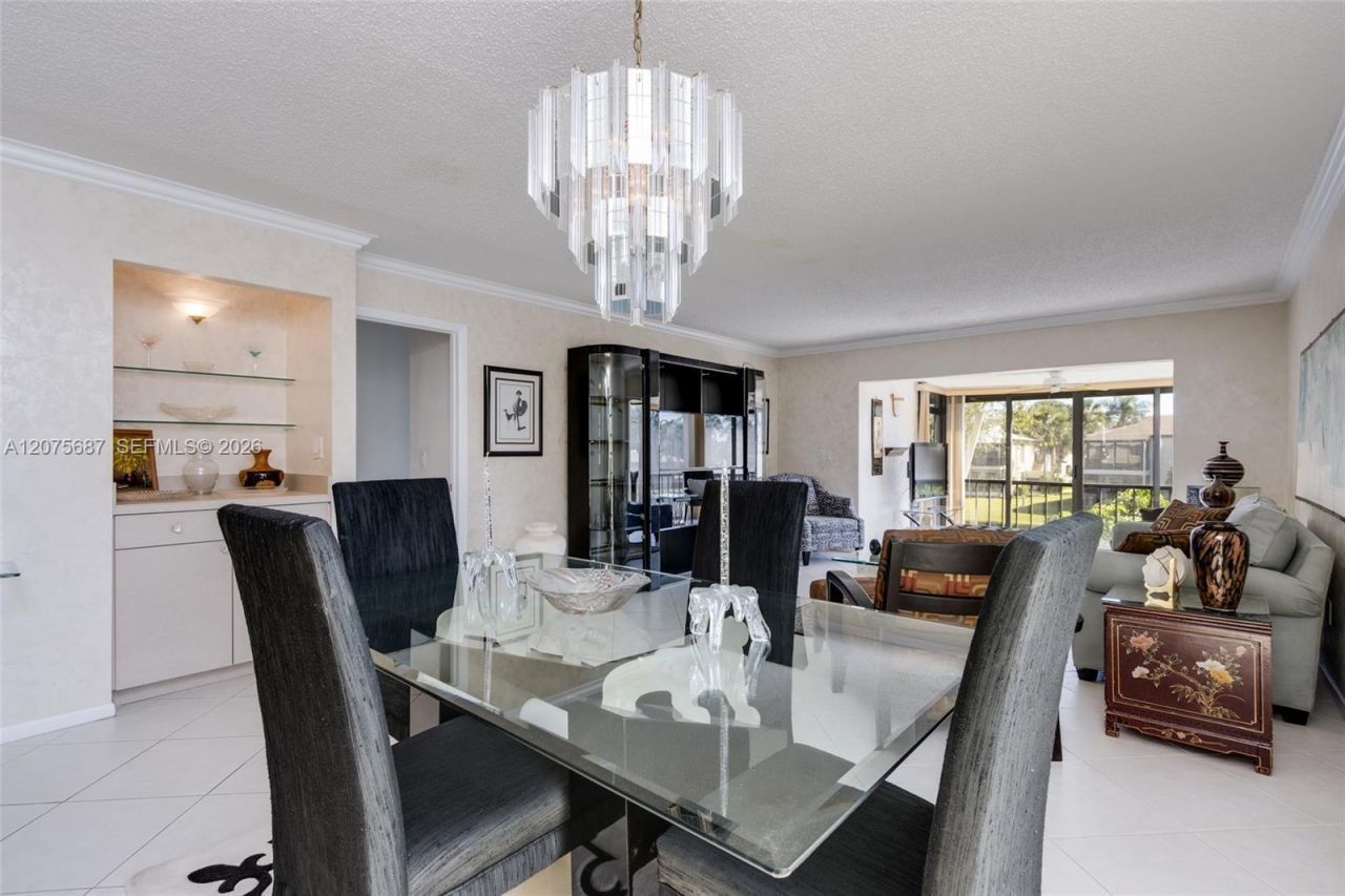 8566 Casa Del Lago , Unit H, Boca Raton, FL 33433 Photo