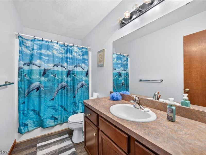 15826 Falmouth Oval, Middleburg Heights, OH 44130 Photo 17