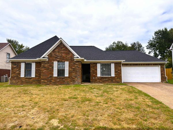 4566 BASSETT HALL DR, Memphis, TN 38125