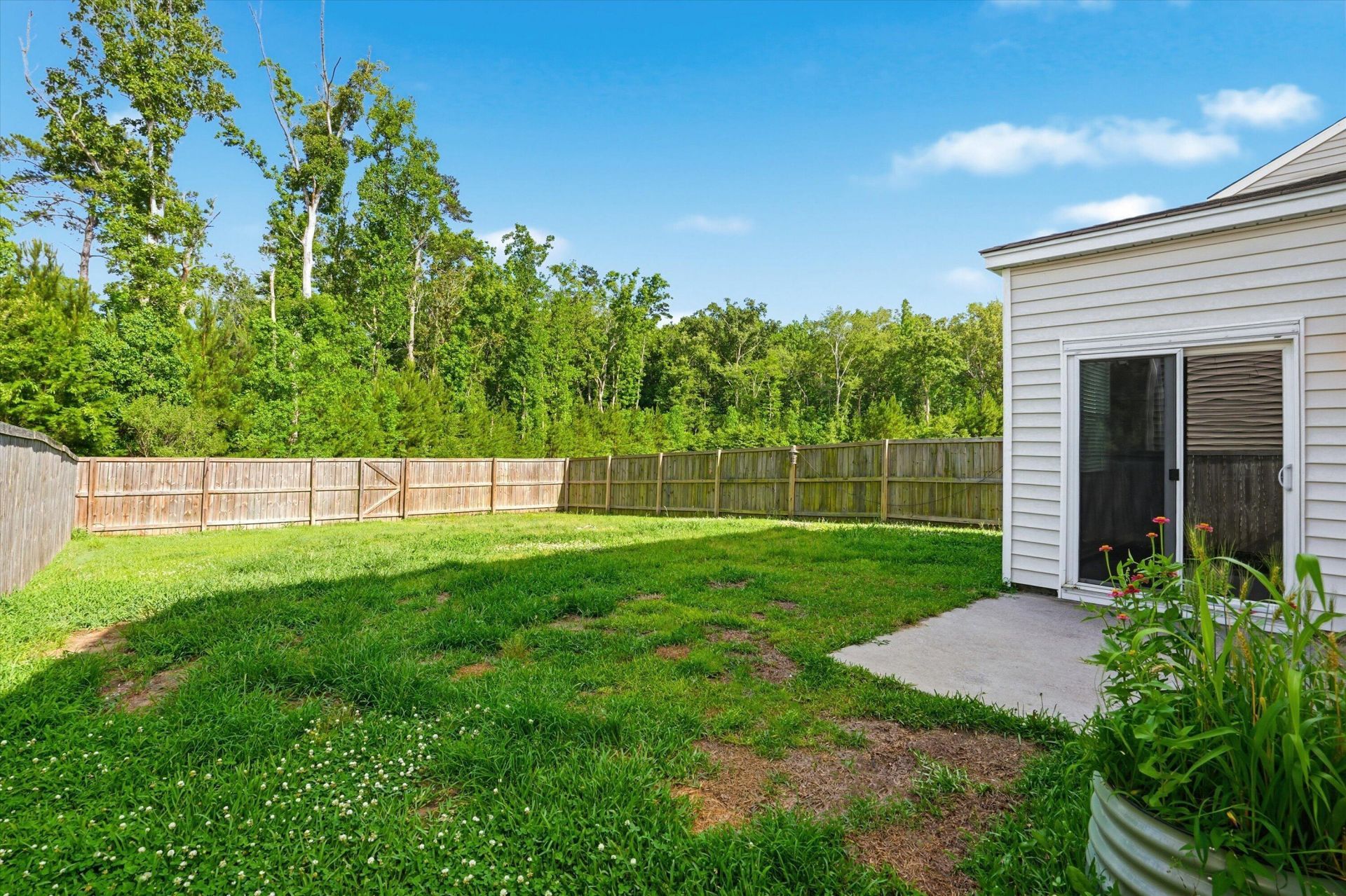 9773 Roseberry Street Photo 29
