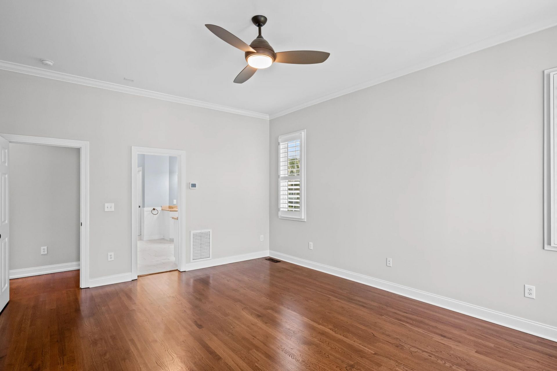 847 Dunham Street Photo 44