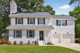 1017 Crooked Stick Court photo 4