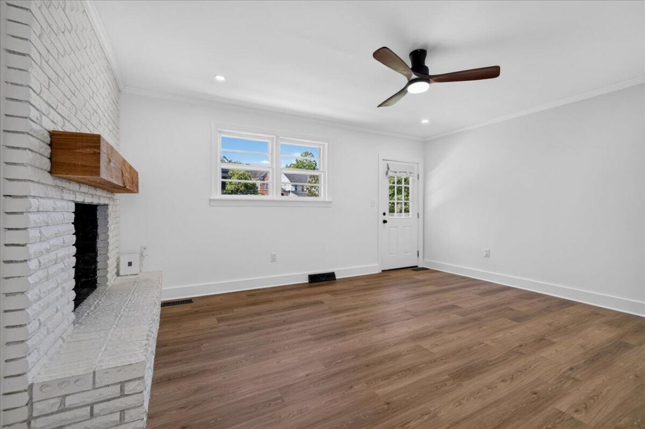 5259 Hartford Circle Photo 13