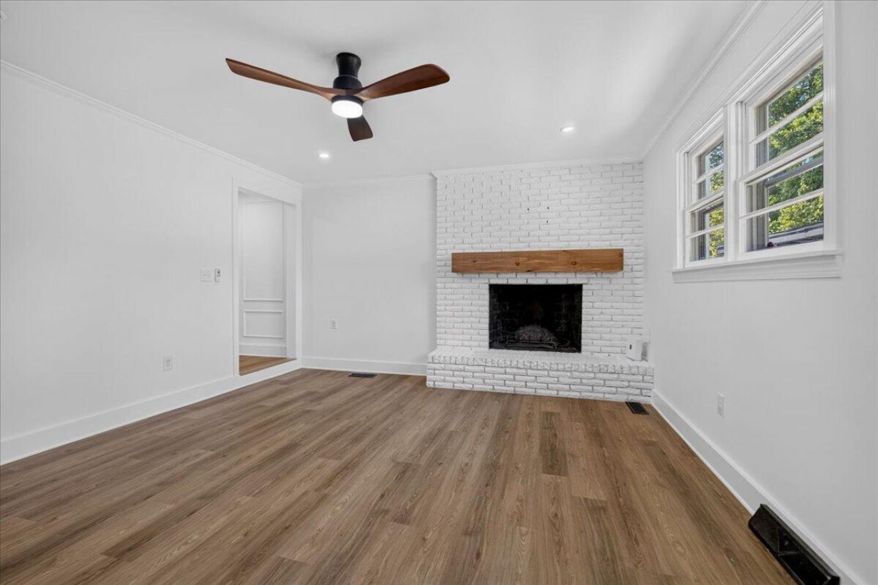 5259 Hartford Circle Photo 15