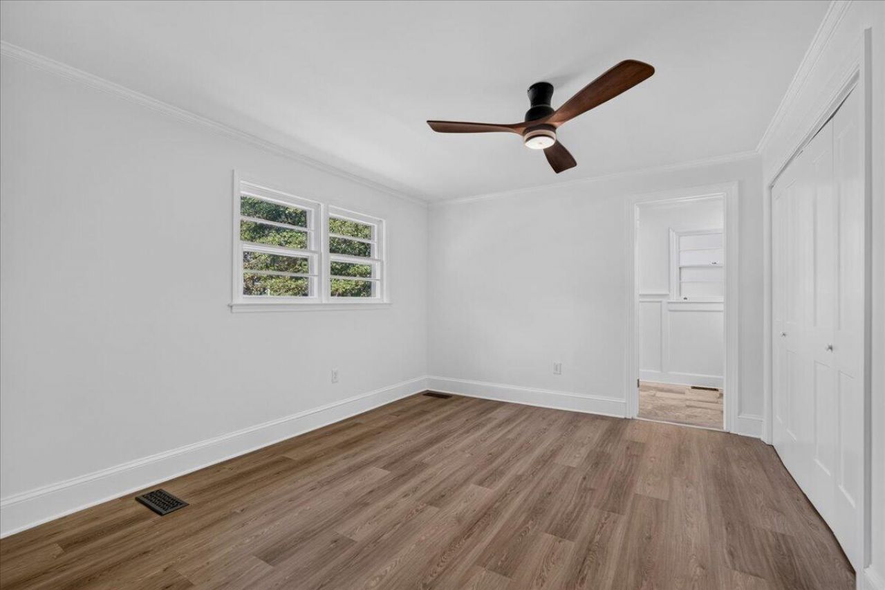 5259 Hartford Circle Photo 17