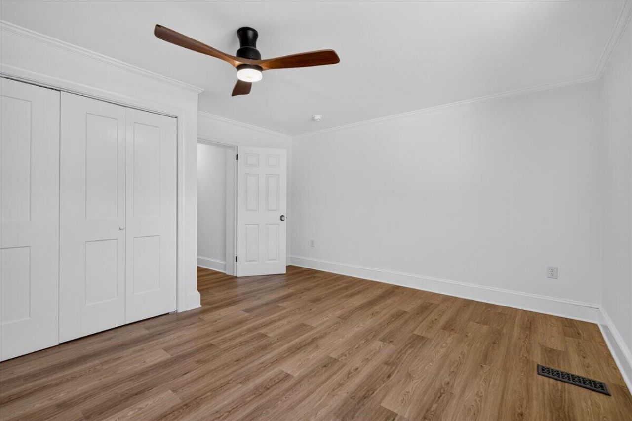 5259 Hartford Circle Photo 18