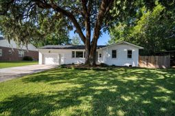 5259 Hartford Circle photo 4