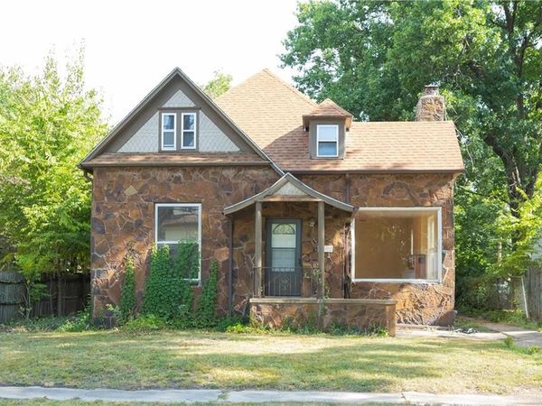 1621 Appleton Street, Parsons, KS 67357