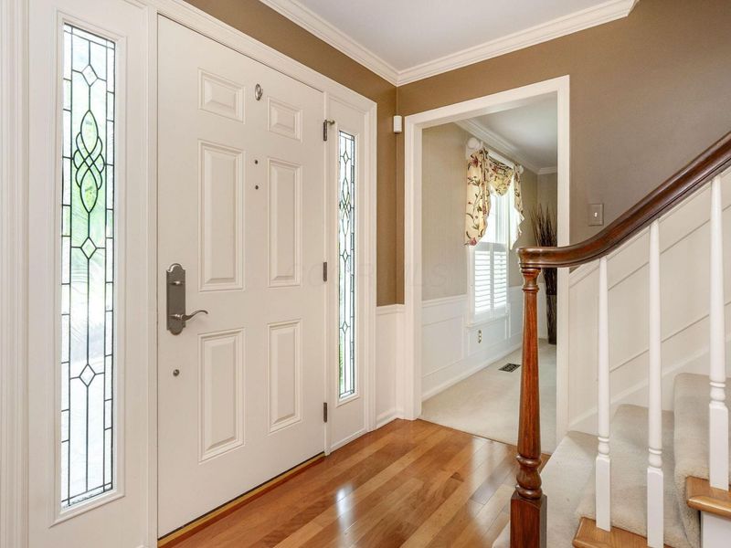 2405 Sandover Road, Columbus, OH 43220 Photo 4