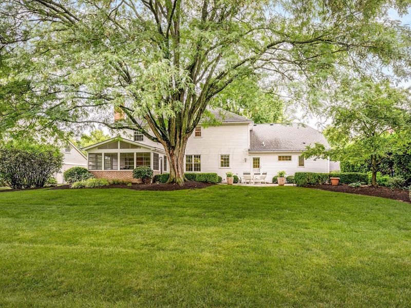 2405 Sandover Road, Columbus, OH 43220 Photo 49