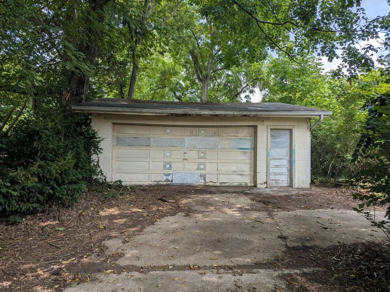 326 W Singer Street , Springfield, OH 45506 Photo 17