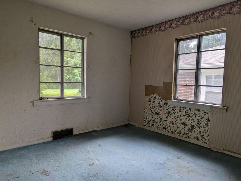 326 W Singer Street , Springfield, OH 45506 Photo 9