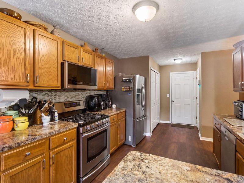 7949 Chapel Stone Road, Blacklick, OH 43004 Photo 10