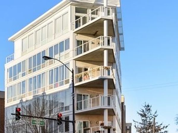 3110 N Greenview Avenue , Unit 4E, Chicago, IL 60657