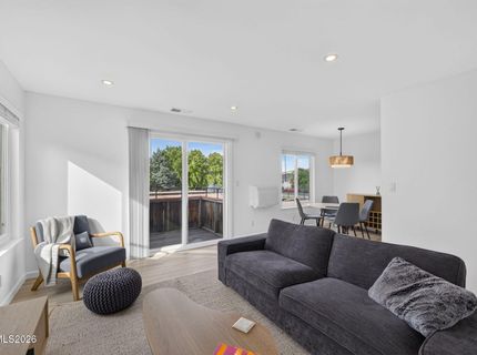 4606 Neil Road, Unit APT 202, Reno, NV 89502 Photo