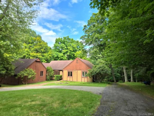 31 Pinesbridge Road, Amawalk, NY 10501