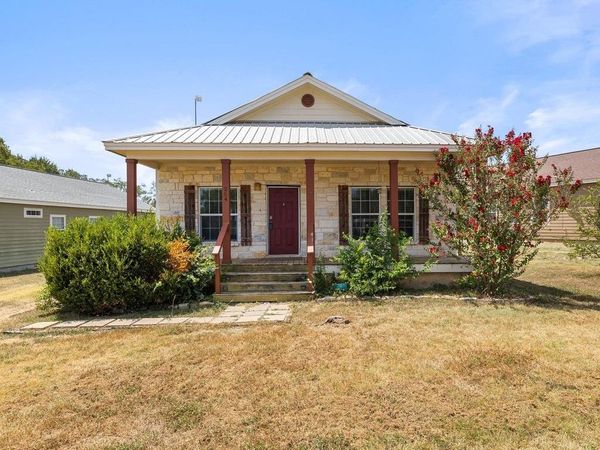 254 Heatherwood DR, Unit 15, Driftwood, TX 78619