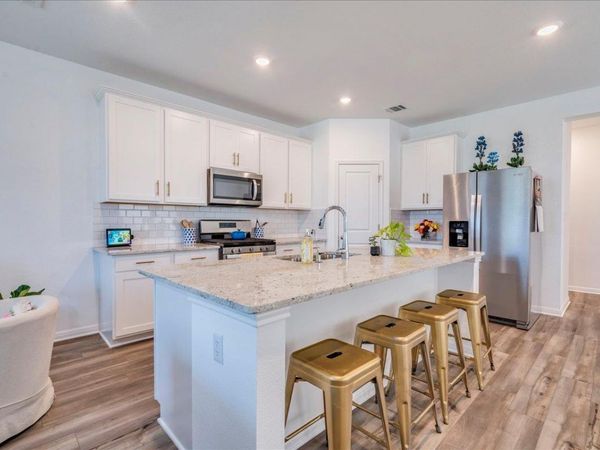 269 Star Mountain LN, Dripping Springs, TX 78620
