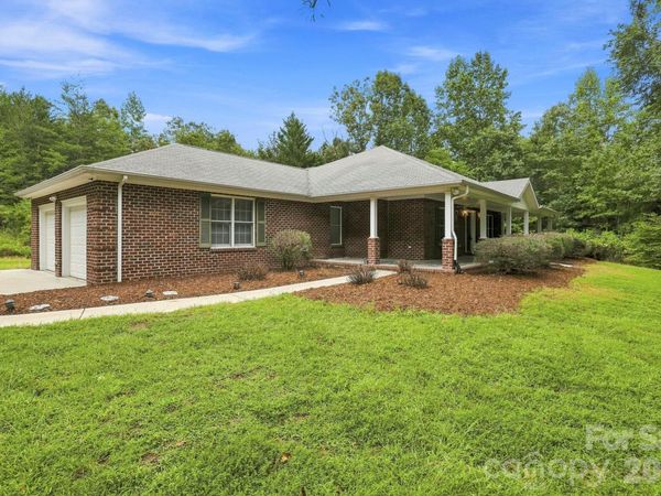 2594 Painters Gap Road, Union Mills, NC 28167