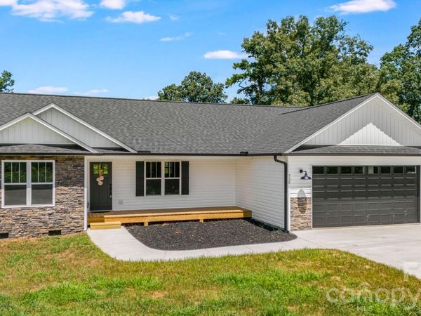 735 Jupiter Road , Weaverville, NC 28787