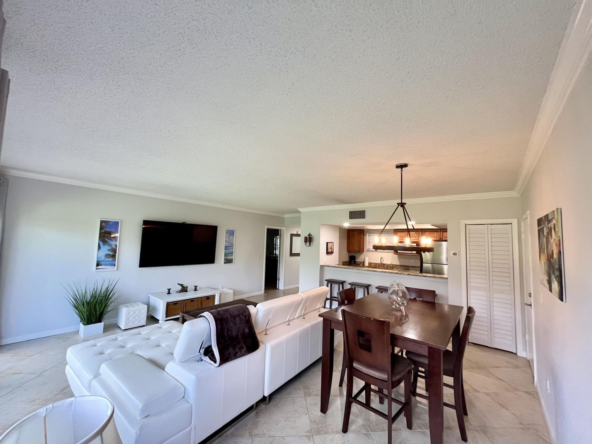 11863 Wimbledon Circle, Unit 401, Wellington, FL 33414 Photo