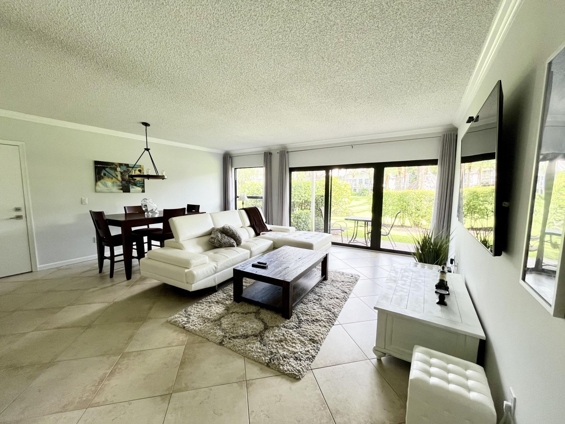 11863 Wimbledon Circle, Unit 401, Wellington, FL 33414 Photo