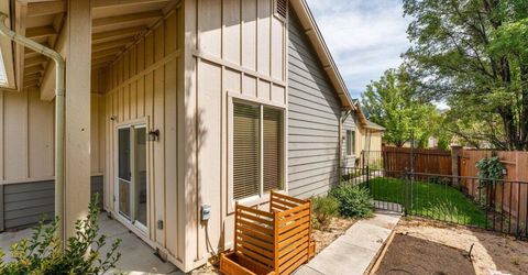 5627 Crescent Hill Way, Sparks, NV 89436 Photo