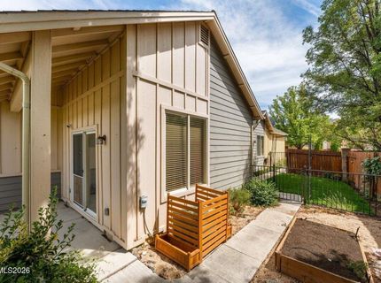 5627 Crescent Hill Way, Sparks, NV 89436 Photo