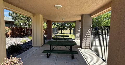 5627 Crescent Hill Way, Sparks, NV 89436 Photo
