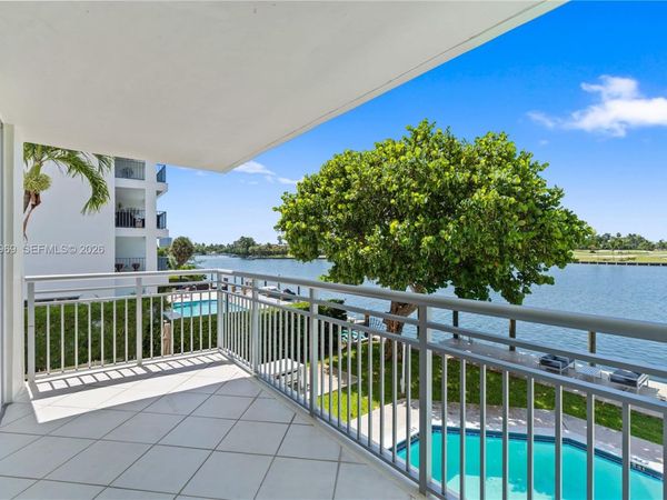 9250 W Bay Harbor Dr , Unit 2A, Bay Harbor Islands, FL 33154