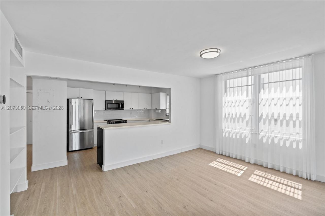 9250 W Bay Harbor Dr , Unit 2A, Bay Harbor Islands, FL 33154 Photo