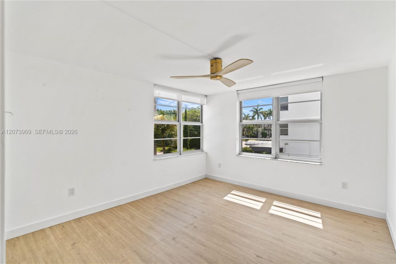 9250 W Bay Harbor Dr , Unit 2A, Bay Harbor Islands, FL 33154 Photo
