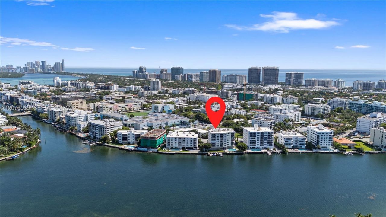 9250 W Bay Harbor Dr , Unit 2A, Bay Harbor Islands, FL 33154 Photo