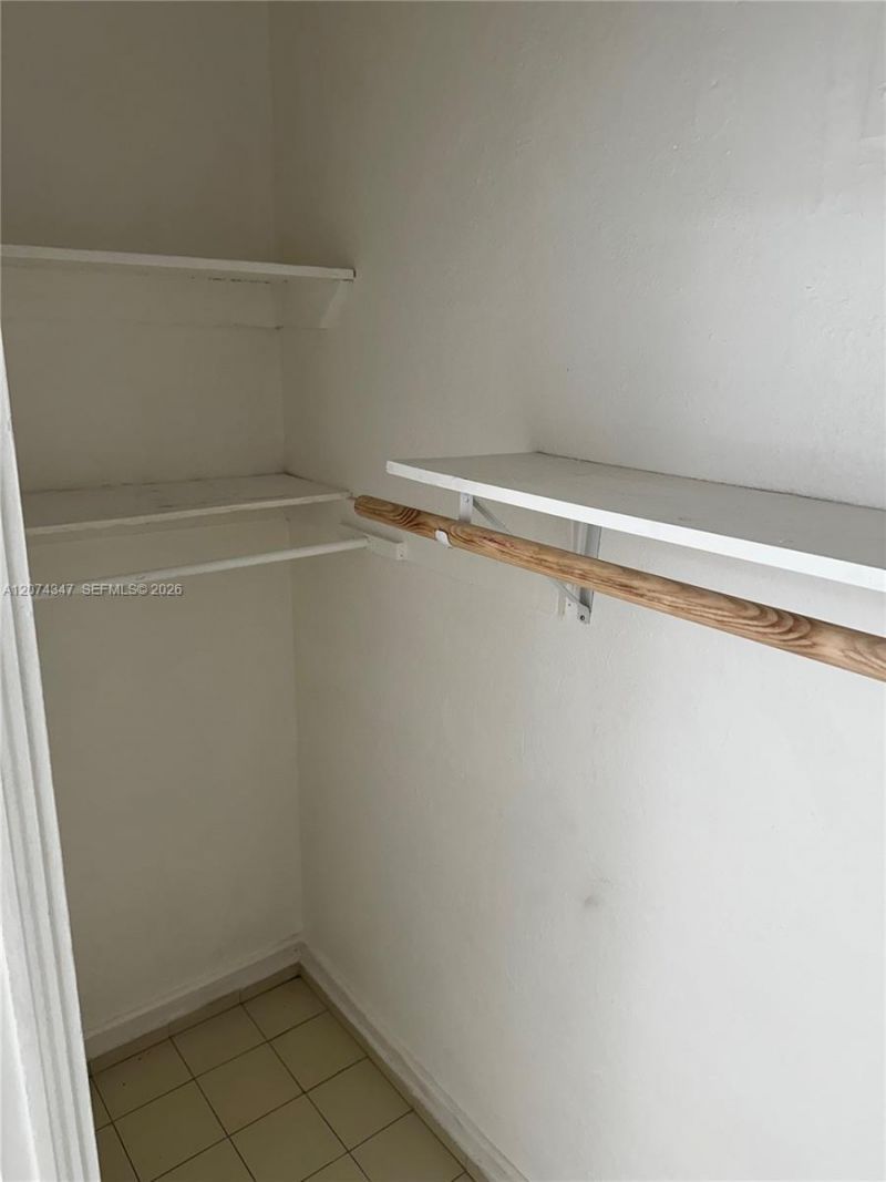 1352 SW 7th St , Unit 5, Miami, FL 33135 Photo