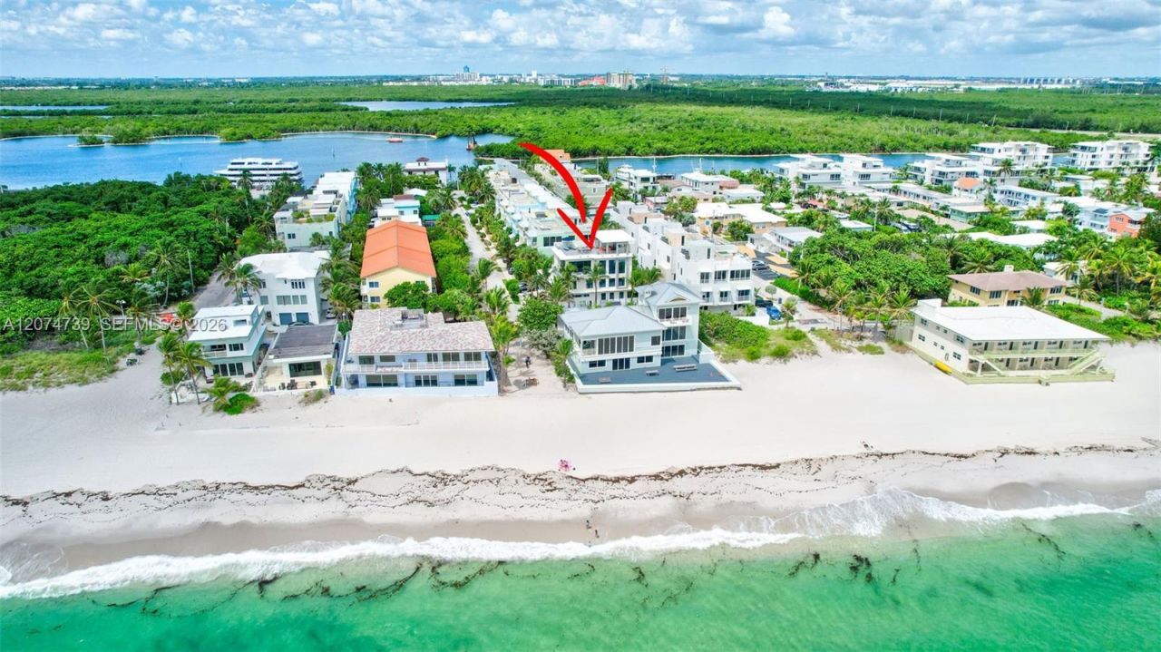 305 Oak St , Hollywood, FL 33019 Photo