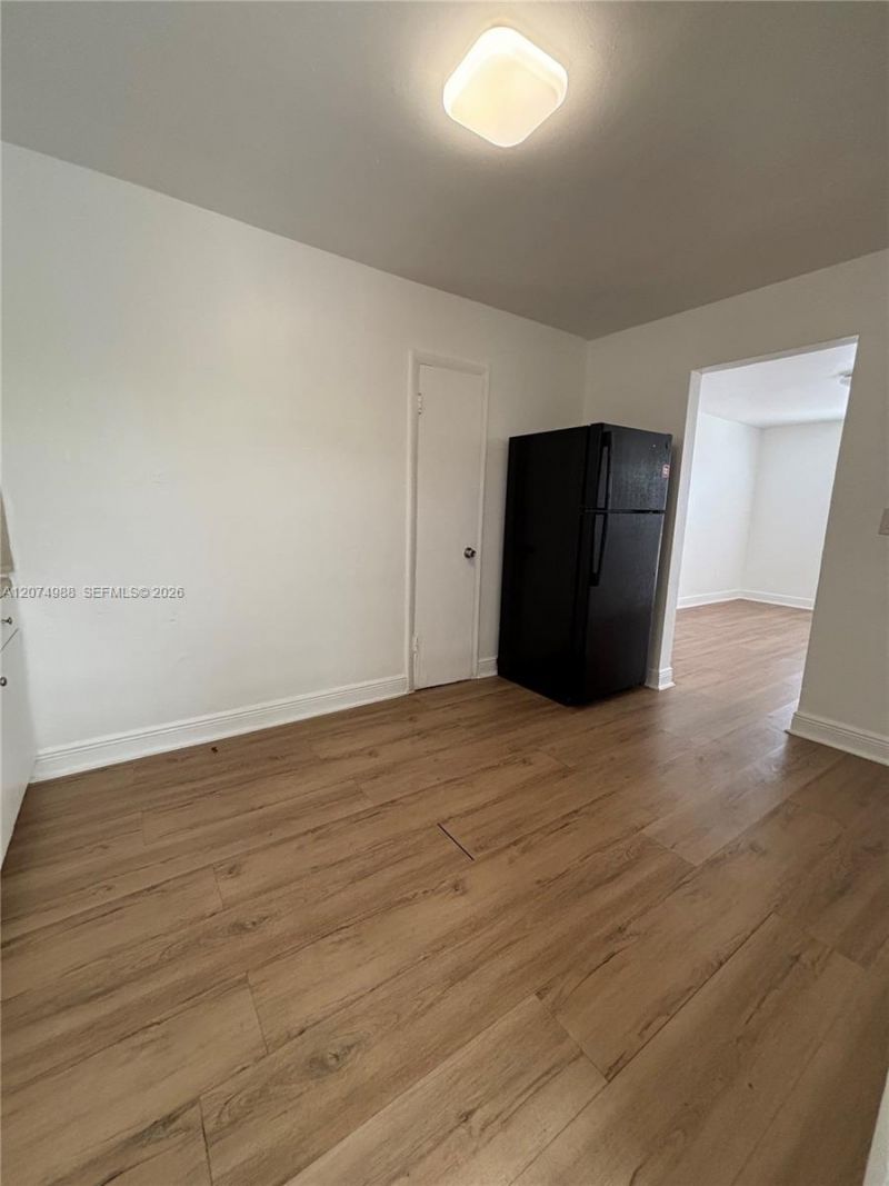 951 SW 5th St, Unit 1, Miami, FL 33130 Photo