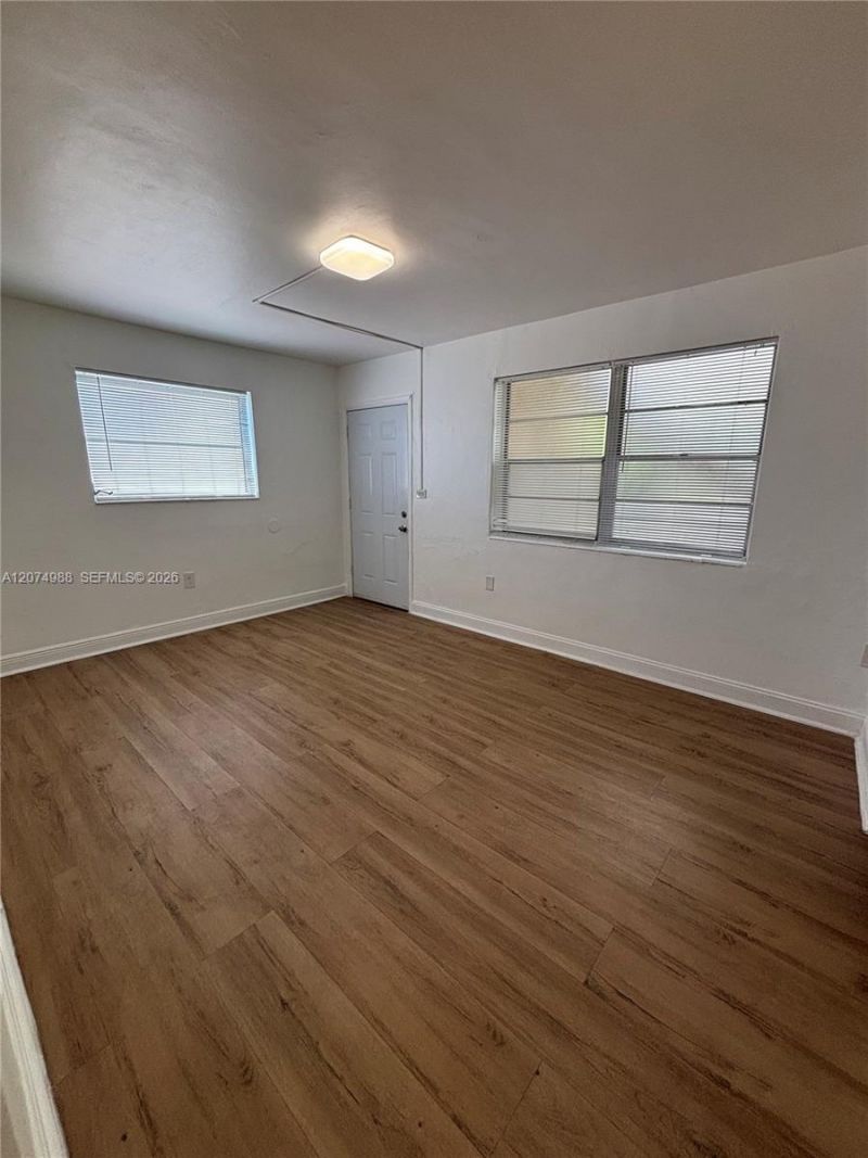 951 SW 5th St, Unit 1, Miami, FL 33130 Photo