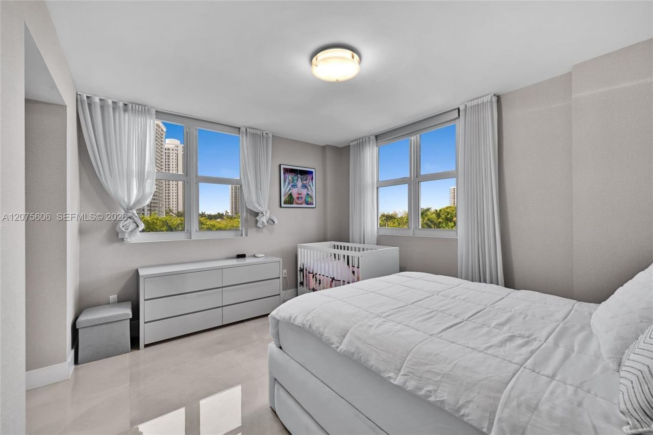 3301 NE 183rd St , Unit 509, Aventura, FL 33160 Photo