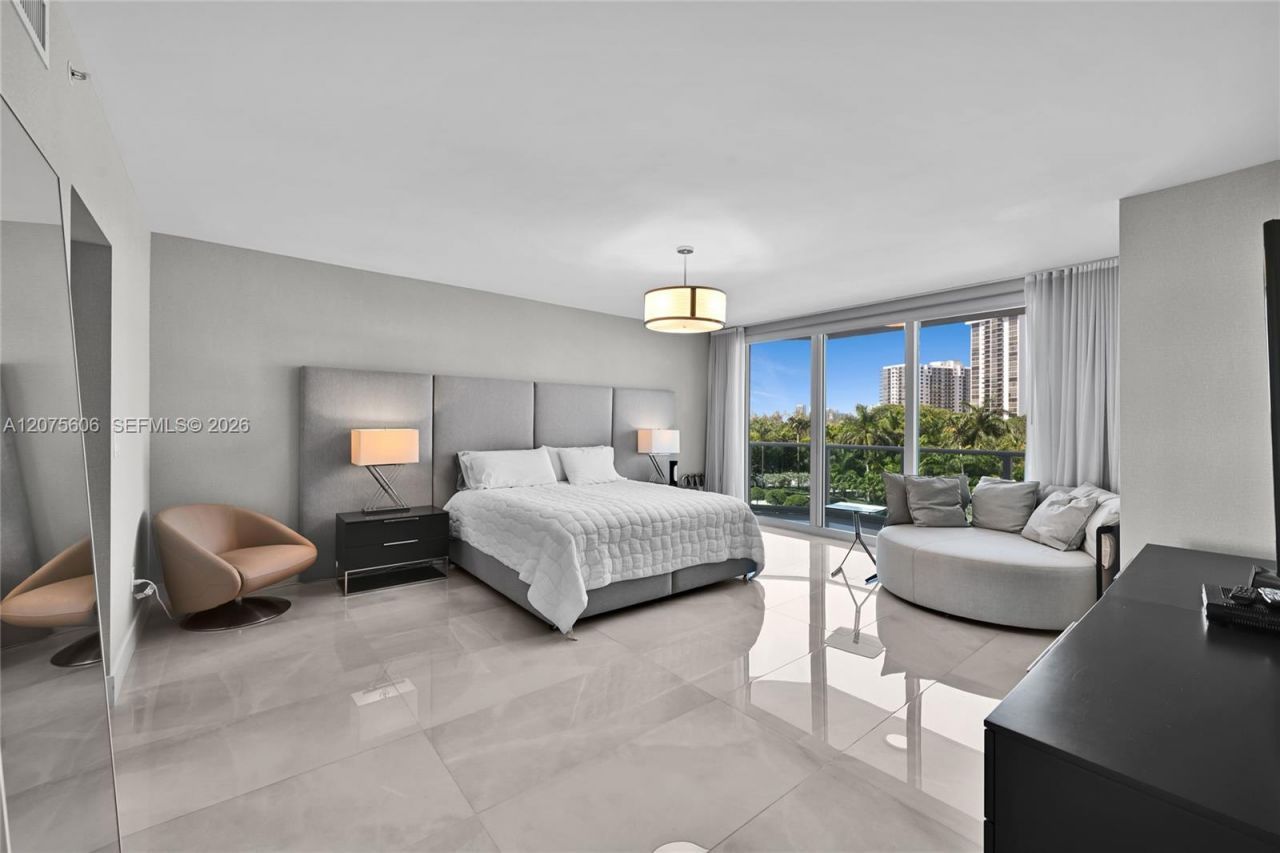 3301 NE 183rd St , Unit 509, Aventura, FL 33160 Photo