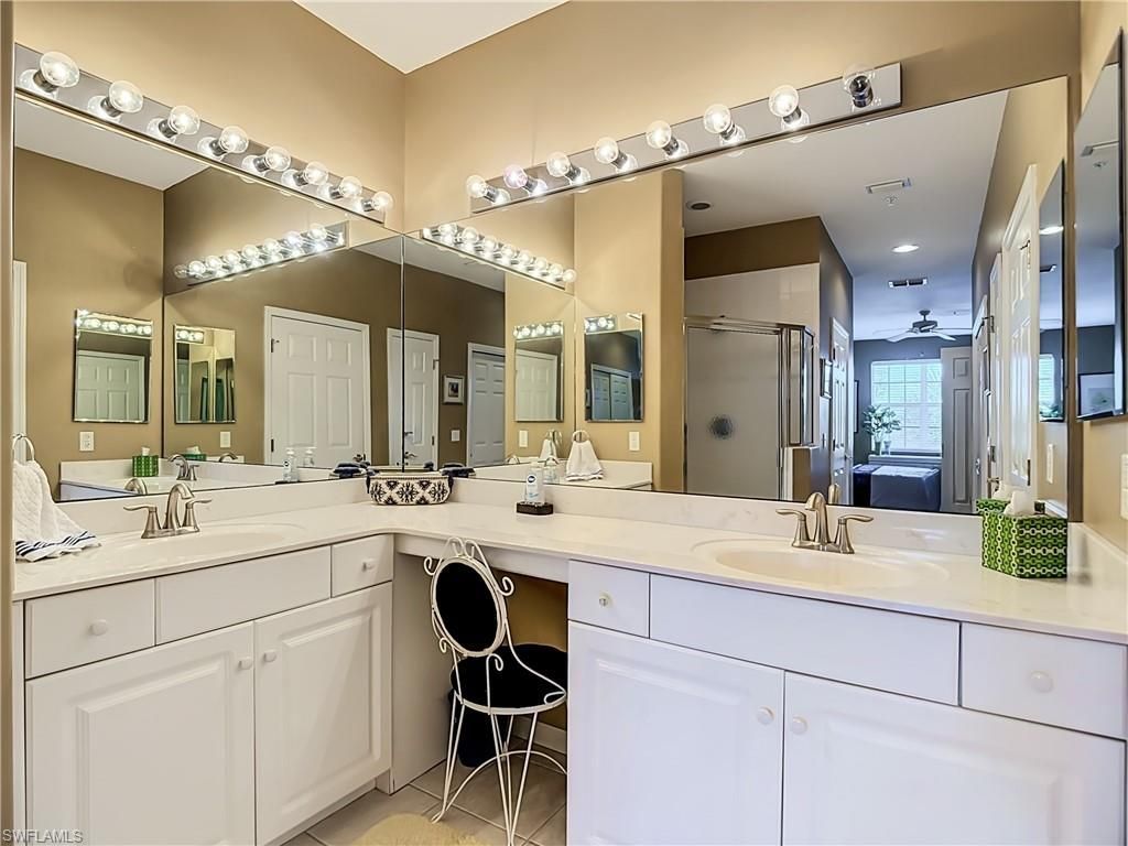 20061 Sanibel View Cir, Unit 203, Fort Myers, FL 33908 Photo